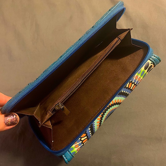 Mandala Geometric Trifold Leatherette Wallet - Picture 5 of 11